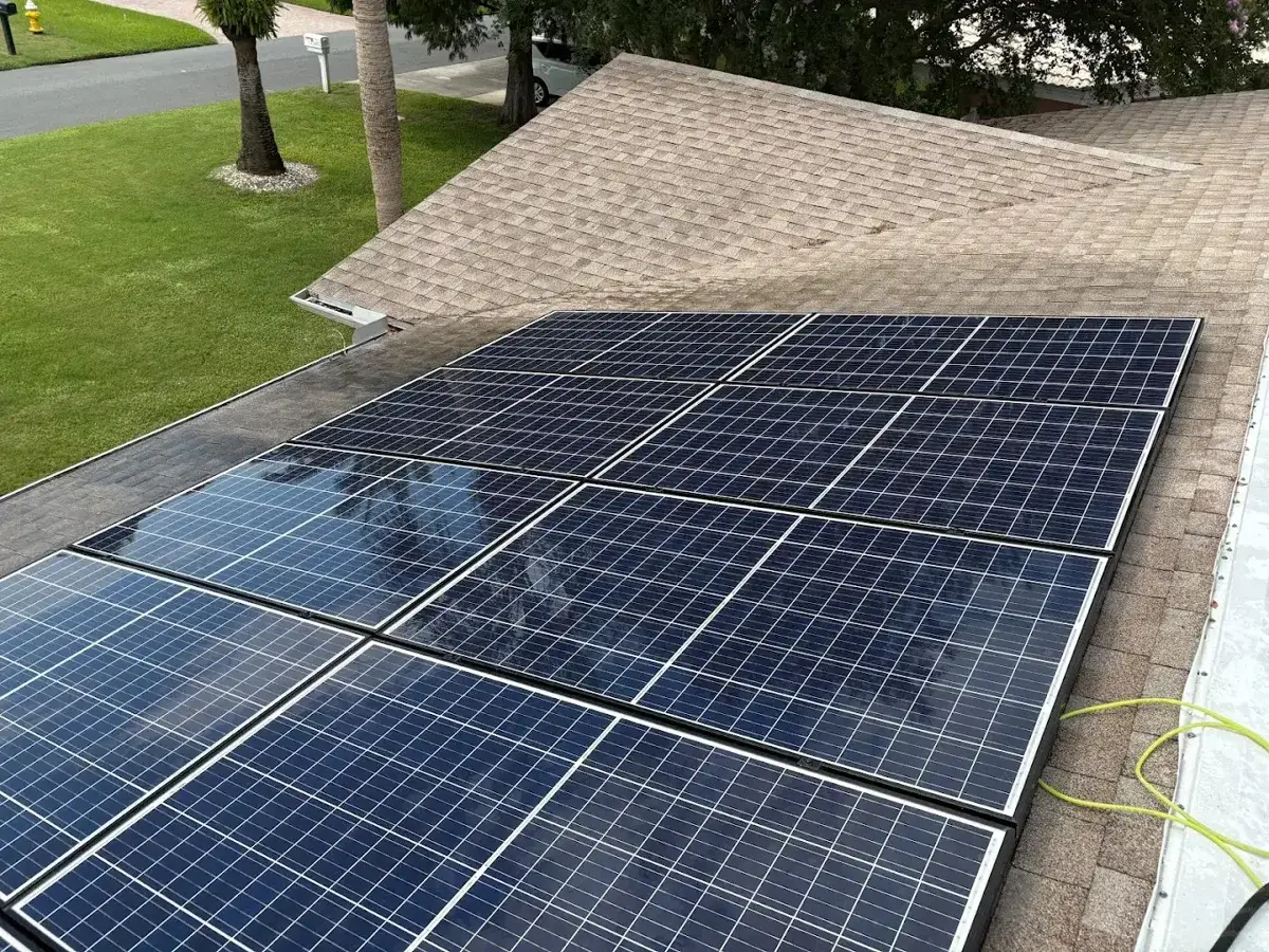 Residential Solar Panel Cleaning in Miami Florida by Solaris